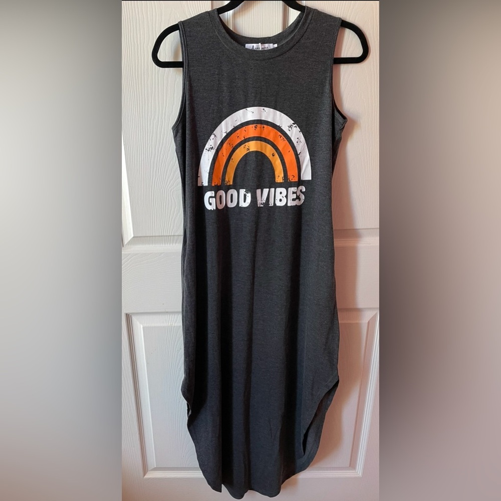 SALE🎉NEW!🌈Anrabess🌈Gray Dress with Rainbow Graphic 🌈